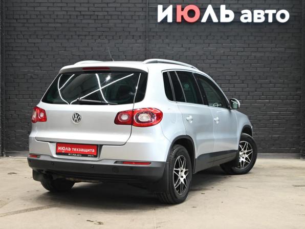 Volkswagen Tiguan I с пробегом 2010 года, цена 900 000 рублей, 197177 км, внедорожник, Автокод Объявления