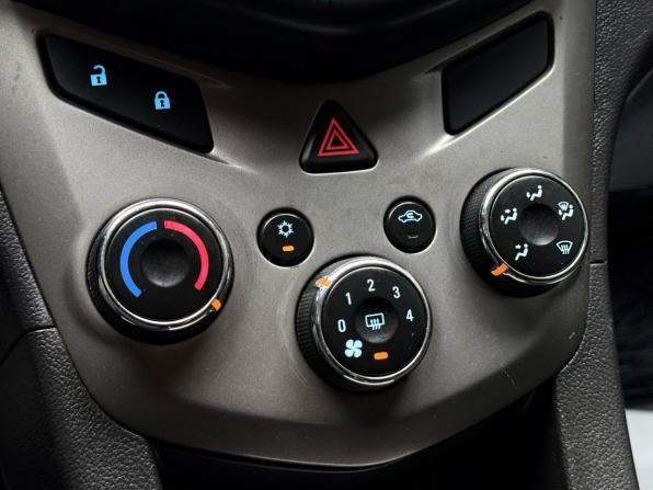 Chevrolet Aveo II с пробегом 2013 года, цена 649 000 рублей, 279099 км, хэтчбек, Автокод Объявления