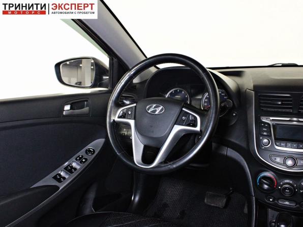 Hyundai Solaris I с пробегом 2014 года, цена 998 000 рублей, 200112 км, седан, Автокод Объявления