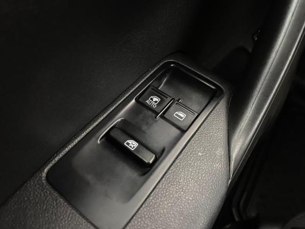 Volkswagen Polo V с пробегом 2013 года, цена 715 000 рублей, 177005 км, седан, Автокод Объявления