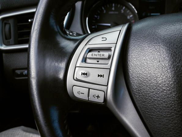 Nissan Qashqai II с пробегом 2017 года, цена 1 635 000 рублей, 165713 км, внедорожник, Автокод Объявления