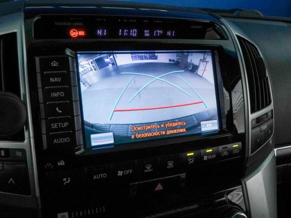 Toyota Land Cruiser 200 Series Рестайлинг 1 с пробегом 2013 года, цена 3 111 444 рубля, 376504 км, внедорожник, Автокод Объявления