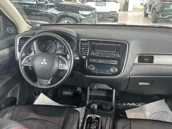 Mitsubishi Outlander III с пробегом 2014 года, цена 1 295 000 рублей, 240789 км, внедорожник, Автокод Объявления