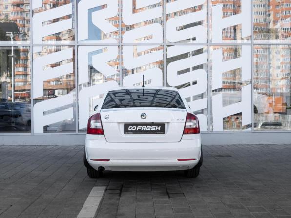 Skoda Octavia II (A5) Рестайлинг с пробегом 2011 года, цена 910 000 рублей, 221375 км, лифтбек, Автокод Объявления
