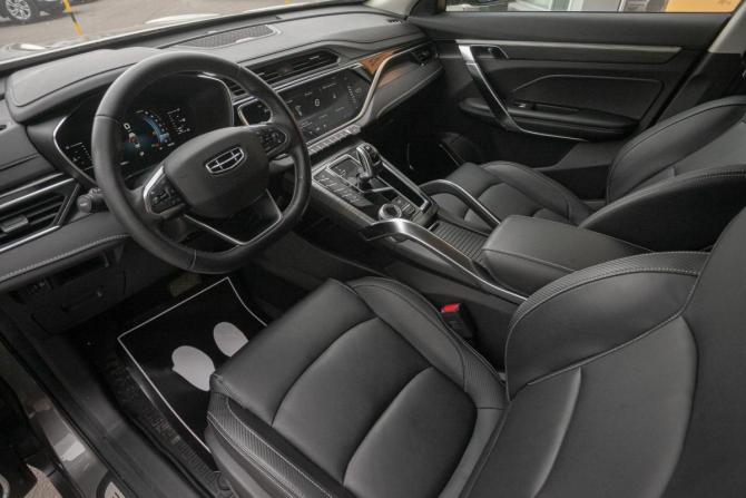 Geely Atlas Pro с пробегом 2023 года, цена 1 965 000 рублей, 72000 км, внедорожник, Автокод Объявления
