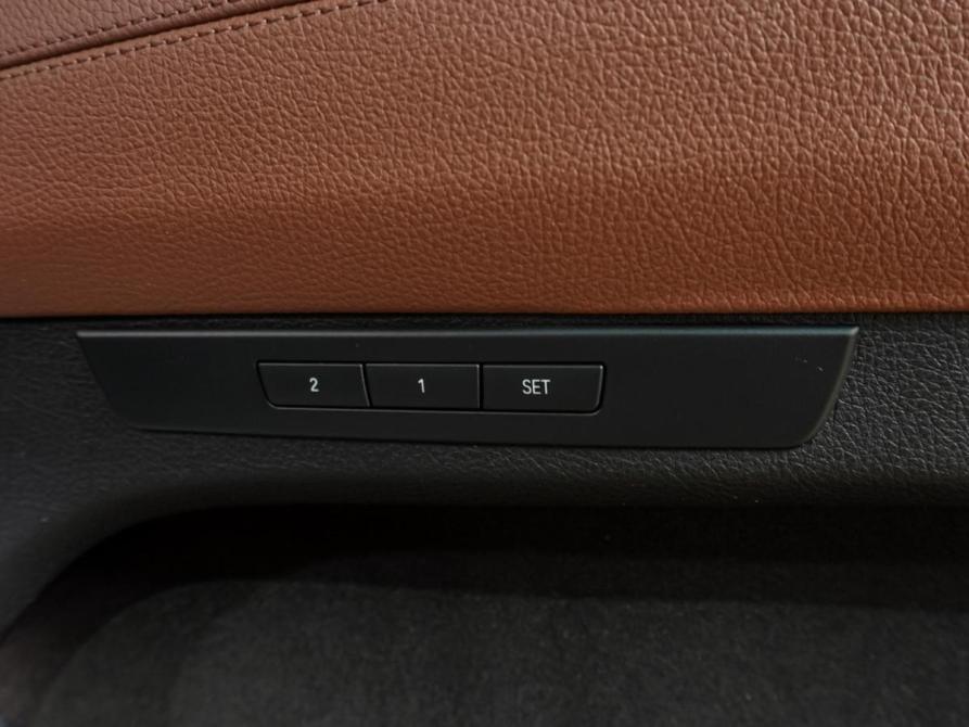 BMW 5 серии VI (F10/F11/F07) Рестайлинг Воронеж  - изображение 17