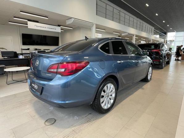 Opel Astra J Рестайлинг с пробегом 2013 года, цена 741 000 рублей, 160451 км, седан, Автокод Объявления
