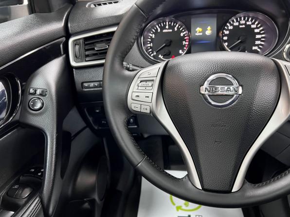 Nissan Qashqai II с пробегом 2015 года, цена 1 595 000 рублей, 150526 км, внедорожник, Автокод Объявления
