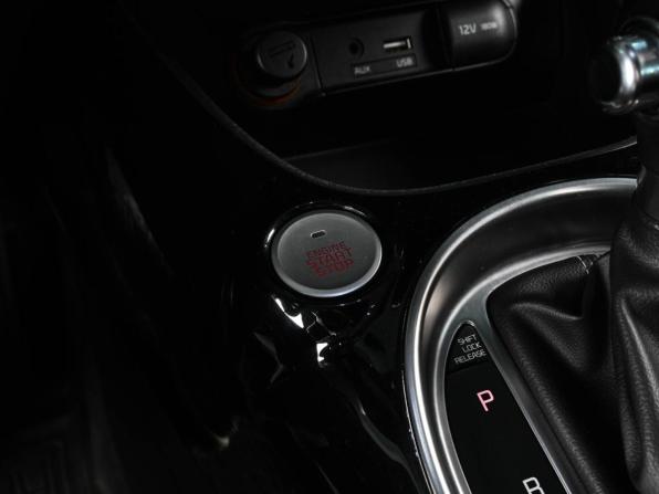 Kia Soul II Рестайлинг с пробегом 2018 года, цена 1 819 000 рублей, 127191 км, хэтчбек, Автокод Объявления