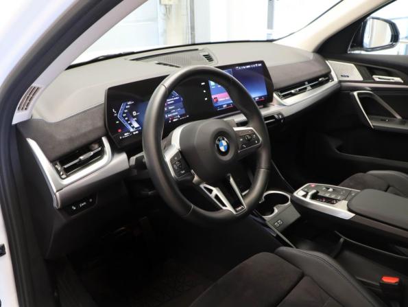 BMW X2 II (U10) с пробегом 2024 года, цена 5 390 000 рублей, 17000 км, внедорожник, Автокод Объявления