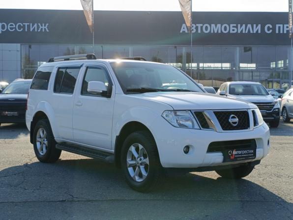 Nissan Pathfinder III Рестайлинг с пробегом 2013 года, цена 1 759 000 рублей, 175000 км, внедорожник, Автокод Объявления