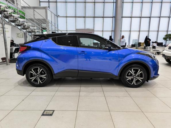 Toyota C-HR I Рестайлинг с пробегом 2021 года, цена 2 650 000 рублей, 34605 км, внедорожник, Автокод Объявления