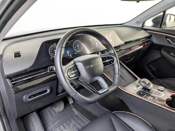 Omoda C5 I с пробегом 2024 года, цена 1 725 000 рублей, 48000 км, внедорожник, Автокод Объявления