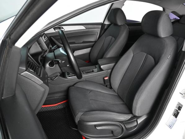 Hyundai Sonata VII (LF) Рестайлинг с пробегом 2019 года, цена 1 650 000 рублей, 134070 км, седан, Автокод Объявления