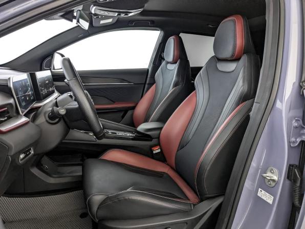 Geely Coolray I Рестайлинг с пробегом 2024 года, цена 2 150 000 рублей, 21436 км, внедорожник, Автокод Объявления
