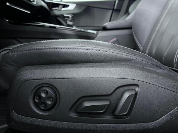Audi A5 II (F5) Рестайлинг с пробегом 2024 года, цена 5 280 000 рублей, 10902 км, лифтбек, Автокод Объявления
