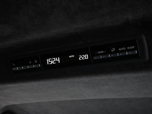 Toyota HiAce H300 с пробегом 2020 года, цена 7 520 000 рублей, 87017 км, минивэн, Автокод Объявления