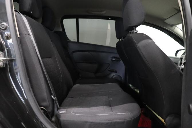 Renault Sandero II с пробегом 2016 года, цена 868 000 рублей, 160174 км, хэтчбек, Автокод Объявления