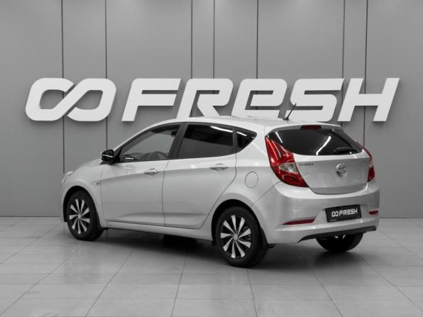 Hyundai Solaris I Рестайлинг с пробегом 2015 года, цена 799 000 рублей, 225193 км, хэтчбек, Автокод Объявления