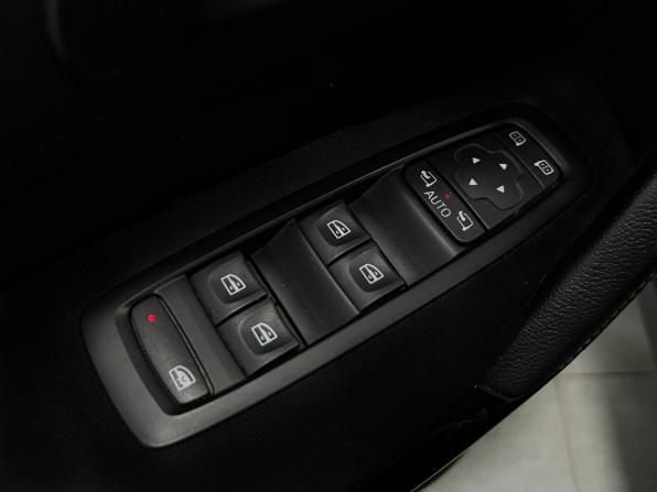 Renault Kadjar I Рестайлинг с пробегом 2019 года, цена 1 730 000 рублей, 145041 км, внедорожник, Автокод Объявления