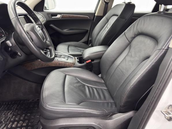 Audi Q5 I (8R) с пробегом 2010 года, цена 1 569 000 рублей, 130090 км, внедорожник, Автокод Объявления