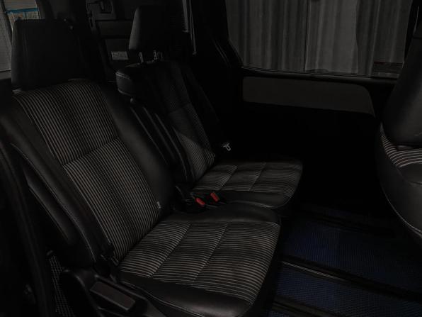 Toyota Noah III (R80) Рестайлинг с пробегом 2019 года, цена 2 150 000 рублей, 65211 км, минивэн, Автокод Объявления