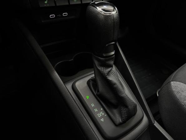 Skoda Rapid II с пробегом 2021 года, цена 1 745 000 рублей, 63273 км, лифтбек, Автокод Объявления