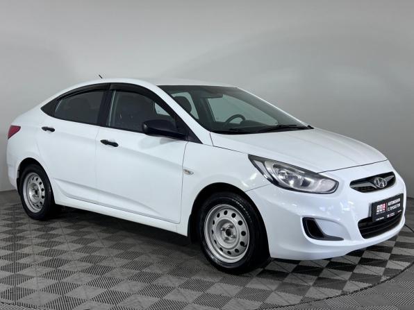 Hyundai Solaris I с пробегом 2013 года, цена 670 000 рублей, 172040 км, седан, Автокод Объявления
