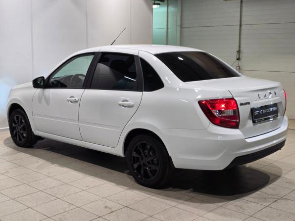 Lada (ВАЗ) Granta I Рестайлинг с пробегом 2023 года, цена 850 000 рублей, 37000 км, седан, Автокод Объявления