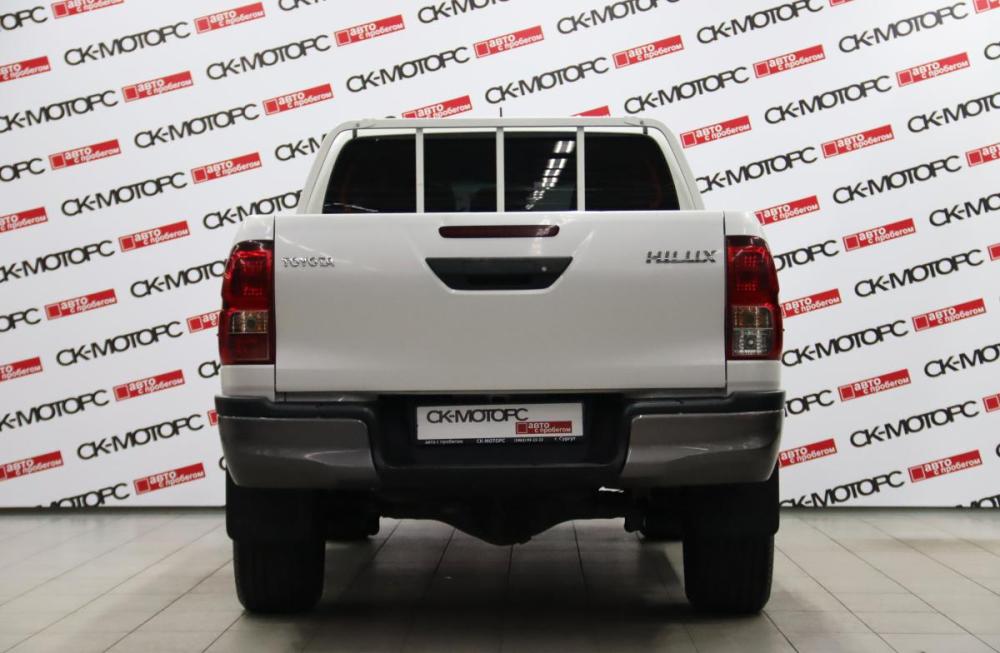 Toyota Hilux VIII Рестайлинг 2 Сургут  - изображение 4