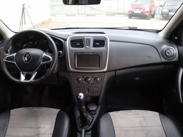 Renault Logan II Рестайлинг с пробегом 2020 года, цена 1 027 000 рублей, 109000 км, седан, Автокод Объявления