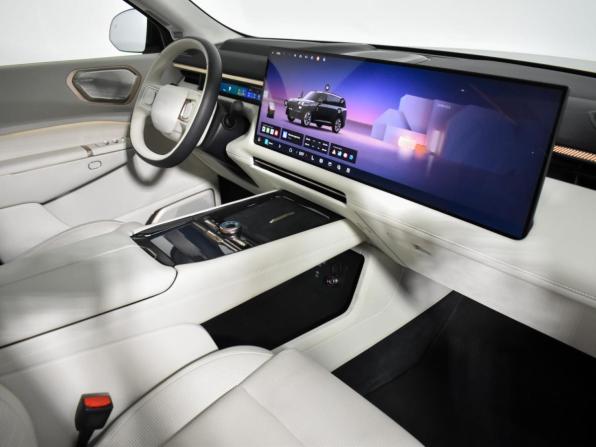 Lynk &amp; Co 900 с пробегом 2025 года, цена 7 150 000 рублей, 5958 км, внедорожник, Автокод Объявления