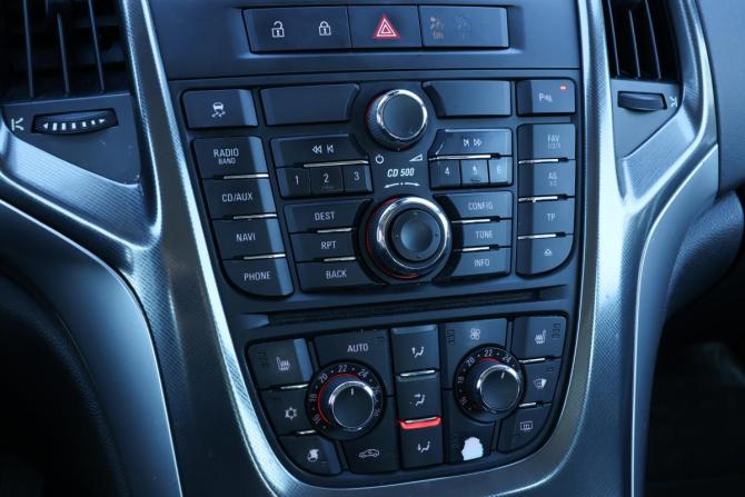 Opel Astra J с пробегом 2010 года, цена 520 000 рублей, 156601 км, хэтчбек, Автокод Объявления