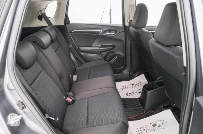 Honda Fit III Рестайлинг с пробегом 2019 года, цена 1 349 000 рублей, 18584 км, хэтчбек, Автокод Объявления