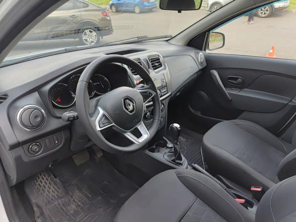 Renault Sandero II Рестайлинг с пробегом 2018 года, цена 1 290 000 рублей, 55296 км, хэтчбек, Автокод Объявления