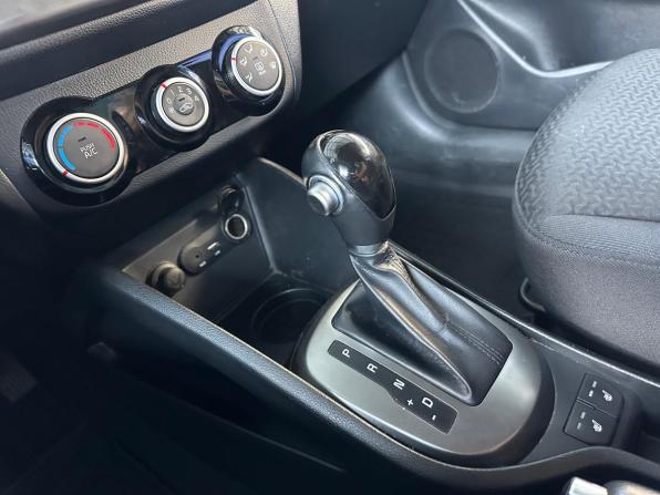 Kia Rio III Рестайлинг с пробегом 2017 года, цена 1 355 000 рублей, 130750 км, седан, Автокод Объявления