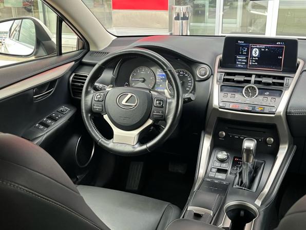 Lexus NX I Рестайлинг с пробегом 2018 года, цена 2 390 000 рублей, 261496 км, внедорожник, Автокод Объявления