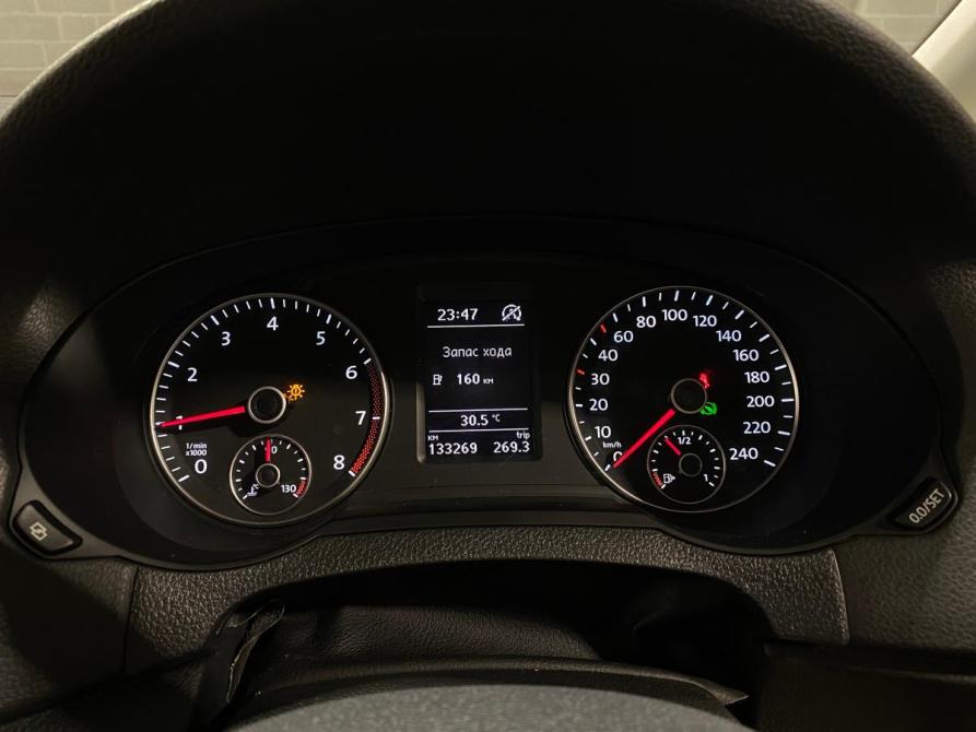 Volkswagen Sharan II Челябинск  - изображение 24