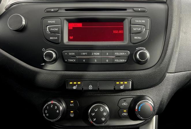 Kia Ceed II Рестайлинг с пробегом 2015 года, цена 1 285 000 рублей, 97142 км, универсал, Автокод Объявления