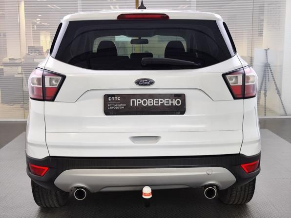 Ford Kuga II Рестайлинг с пробегом 2017 года, цена 1 520 000 рублей, 175000 км, внедорожник, Автокод Объявления