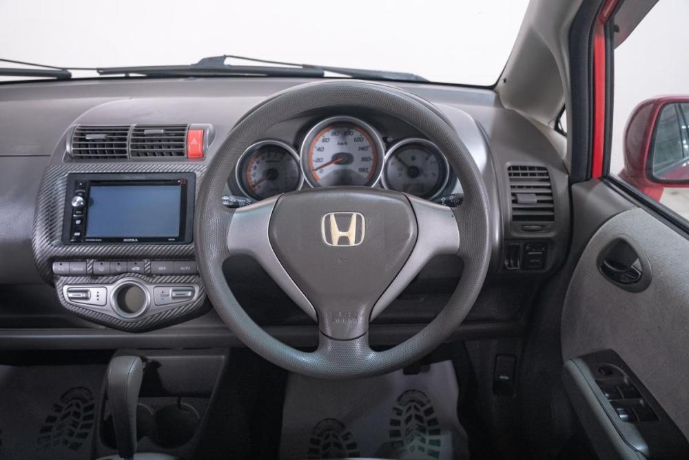 Honda Fit I Томск  - изображение 13