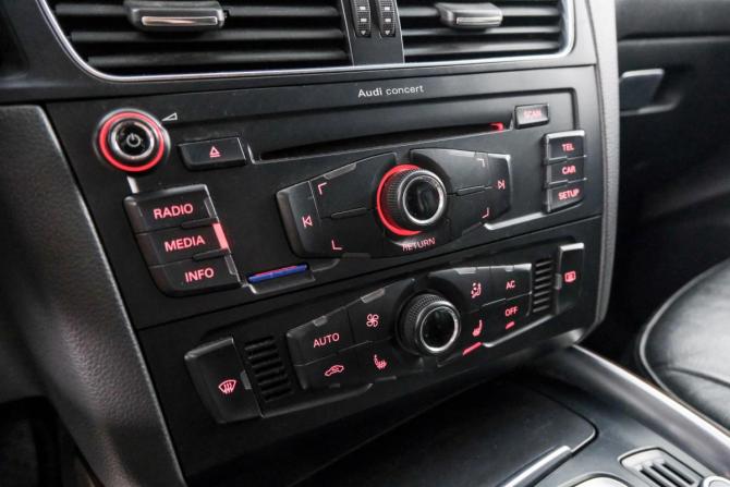 Audi Q5 I (8R) с пробегом 2008 года, цена 1 239 000 рублей, 114000 км, внедорожник, Автокод Объявления