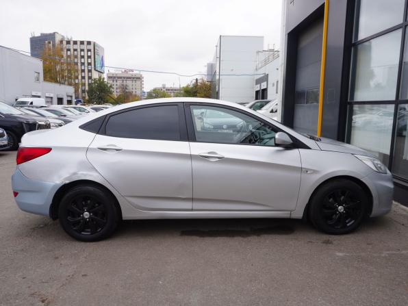 Hyundai Solaris I с пробегом 2013 года, цена 720 000 рублей, 175314 км, седан, Автокод Объявления