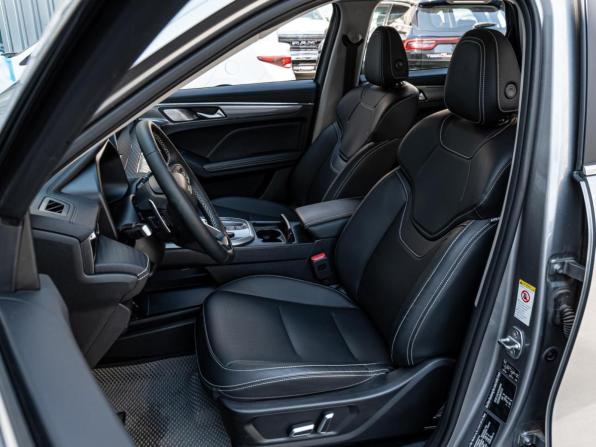 Haval Jolion I Рестайлинг с пробегом 2024 года, цена 2 050 000 рублей, 32000 км, внедорожник, Автокод Объявления