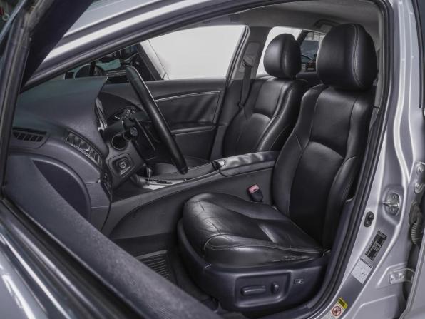 Toyota Avensis III с пробегом 2009 года, цена 1 170 000 рублей, 195138 км, седан, Автокод Объявления