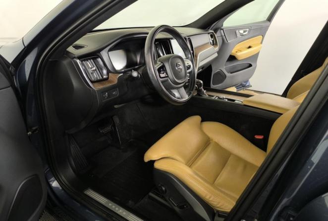 Volvo XC60 II с пробегом 2018 года, цена 3 000 000 рублей, 136991 км, внедорожник, Автокод Объявления