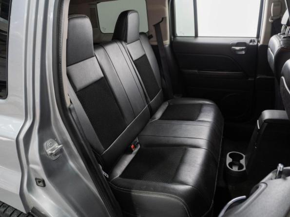 Jeep Liberty (Patriot) с пробегом 2015 года, цена 1 670 000 рублей, 122541 км, внедорожник, Автокод Объявления