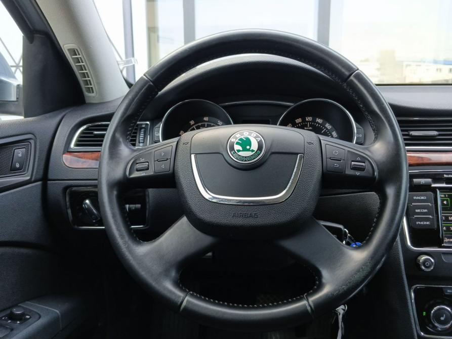 Skoda Superb II Москва  - изображение 12