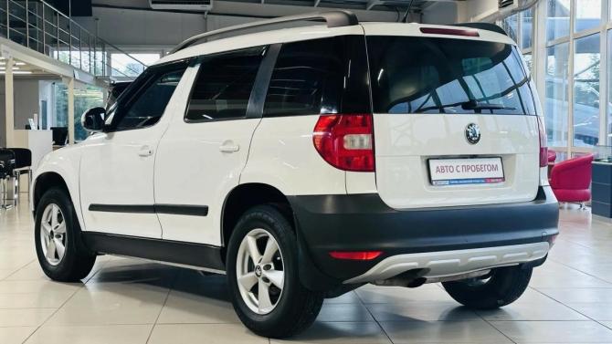 Skoda Yeti I с пробегом 2013 года, цена 845 000 рублей, 96000 км, внедорожник, Автокод Объявления