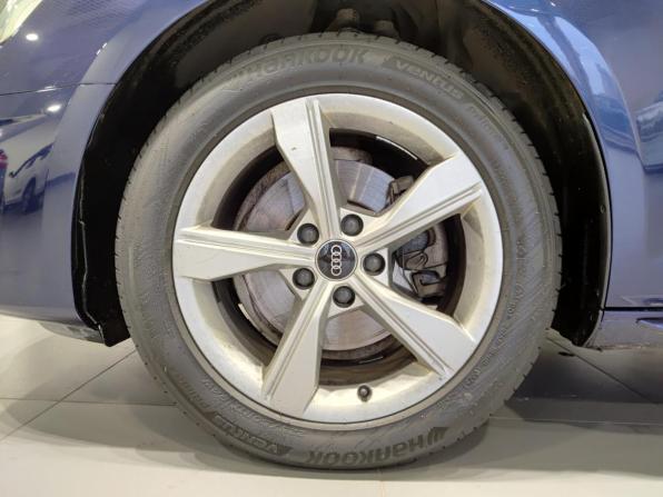 Audi A4 V (B9) Рестайлинг с пробегом 2020 года, цена 2 979 000 рублей, 155552 км, седан, Автокод Объявления